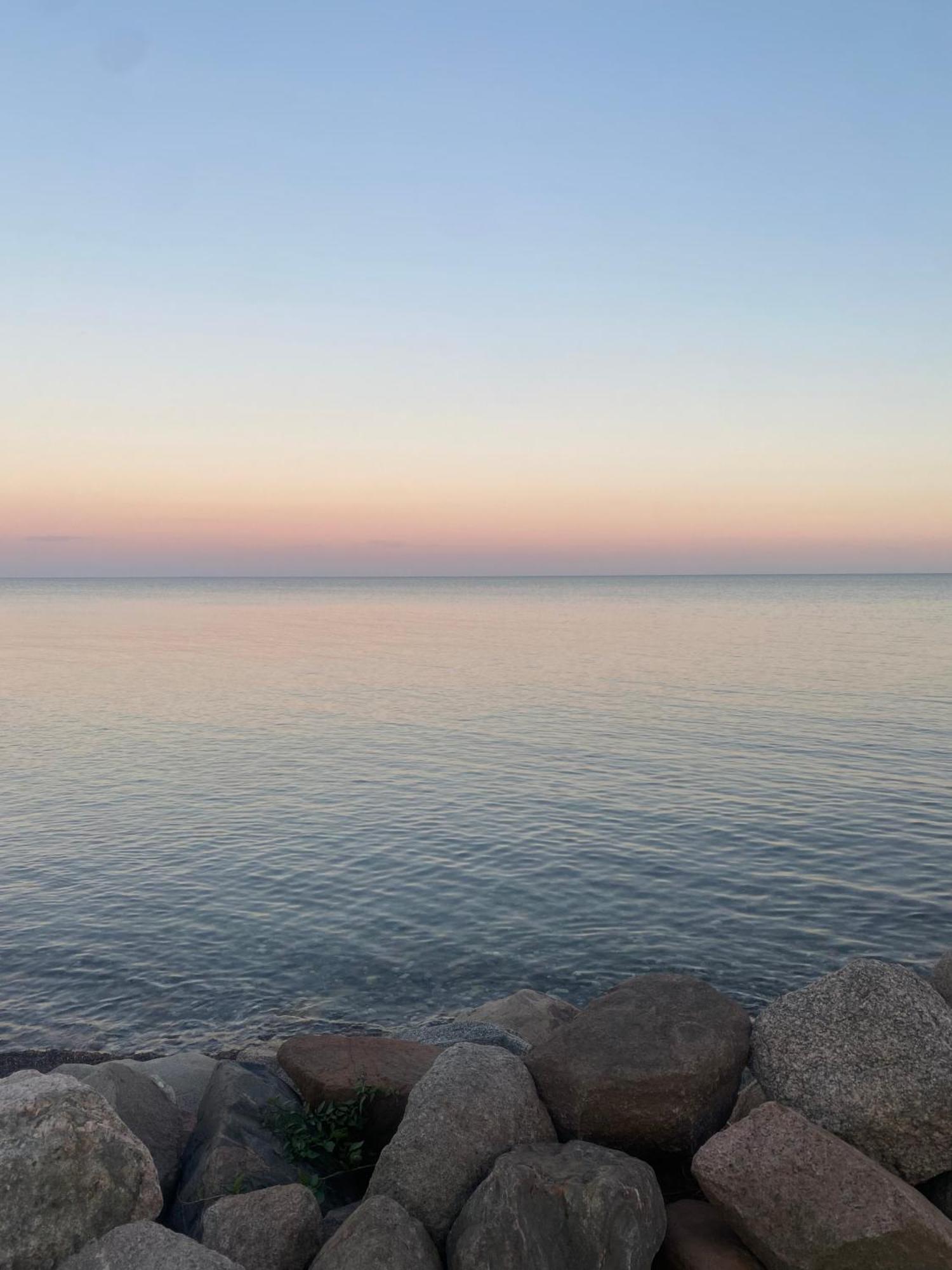 Wohnwagen Auf Dem Wulfenerhals Ca 150M Bis Zum Meer Fehmarn Bagian luar foto